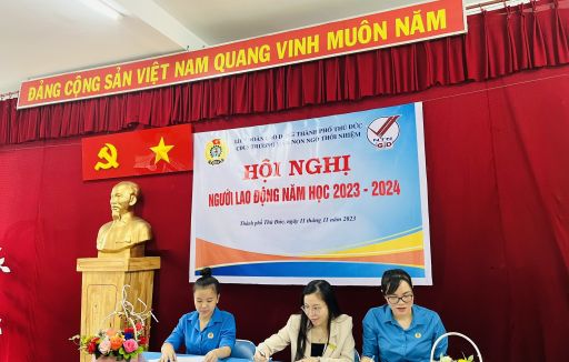 Trường mầm non Ngô Thời Nhiệm tổ chức Hội nghị người lao động năm học 2023 - 2024