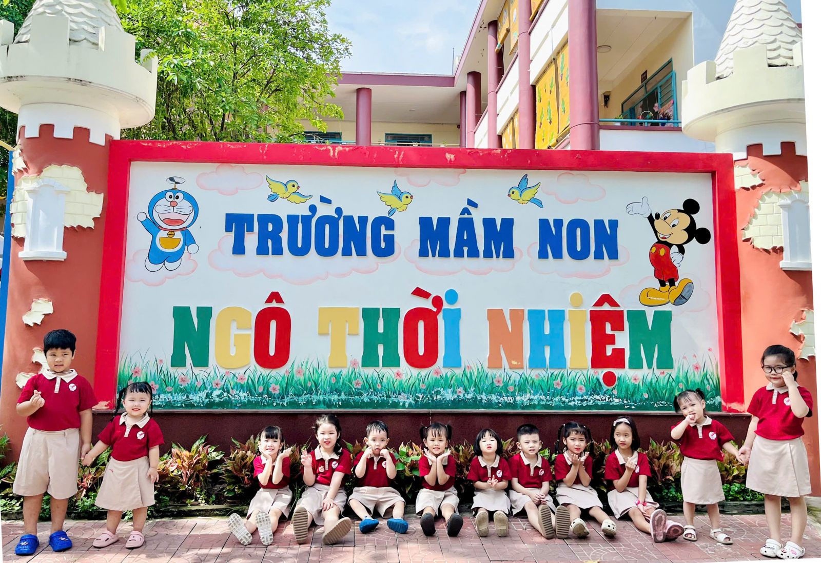 Đồng phục học sinh trường mầm non Ngô Thời Nhiệm